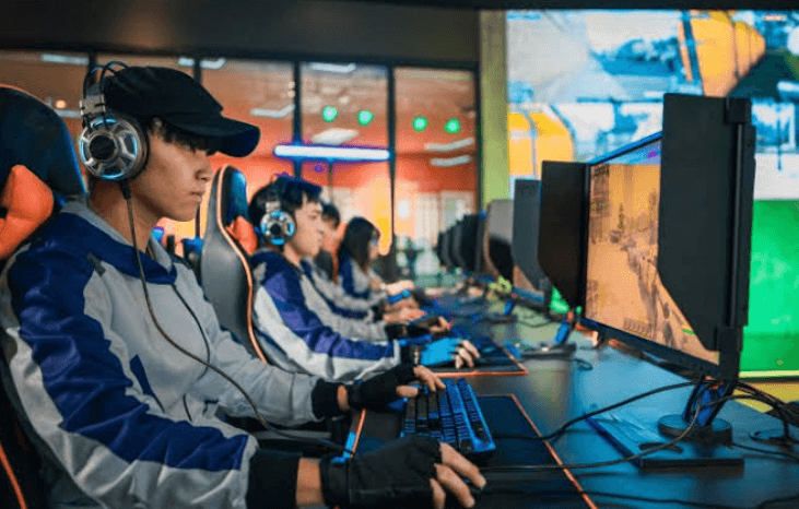 The Future of Game Screens: Sports Data, Athlete Branding, and Slot Visuals